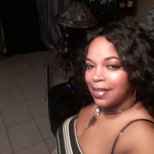 Meet your Posher, Gloria